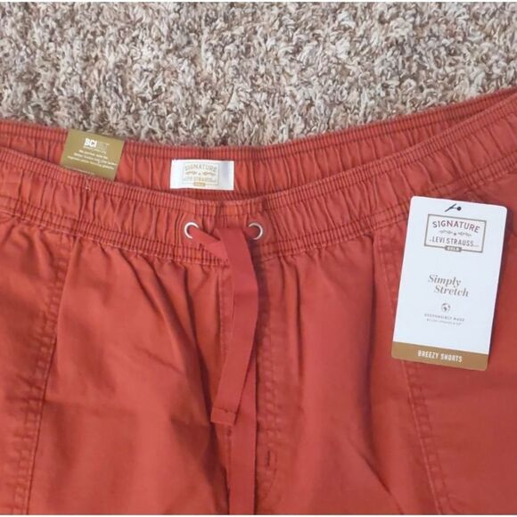Levi’s Pull-On Breezy Shorts Size 24 - Picture 2 of 4